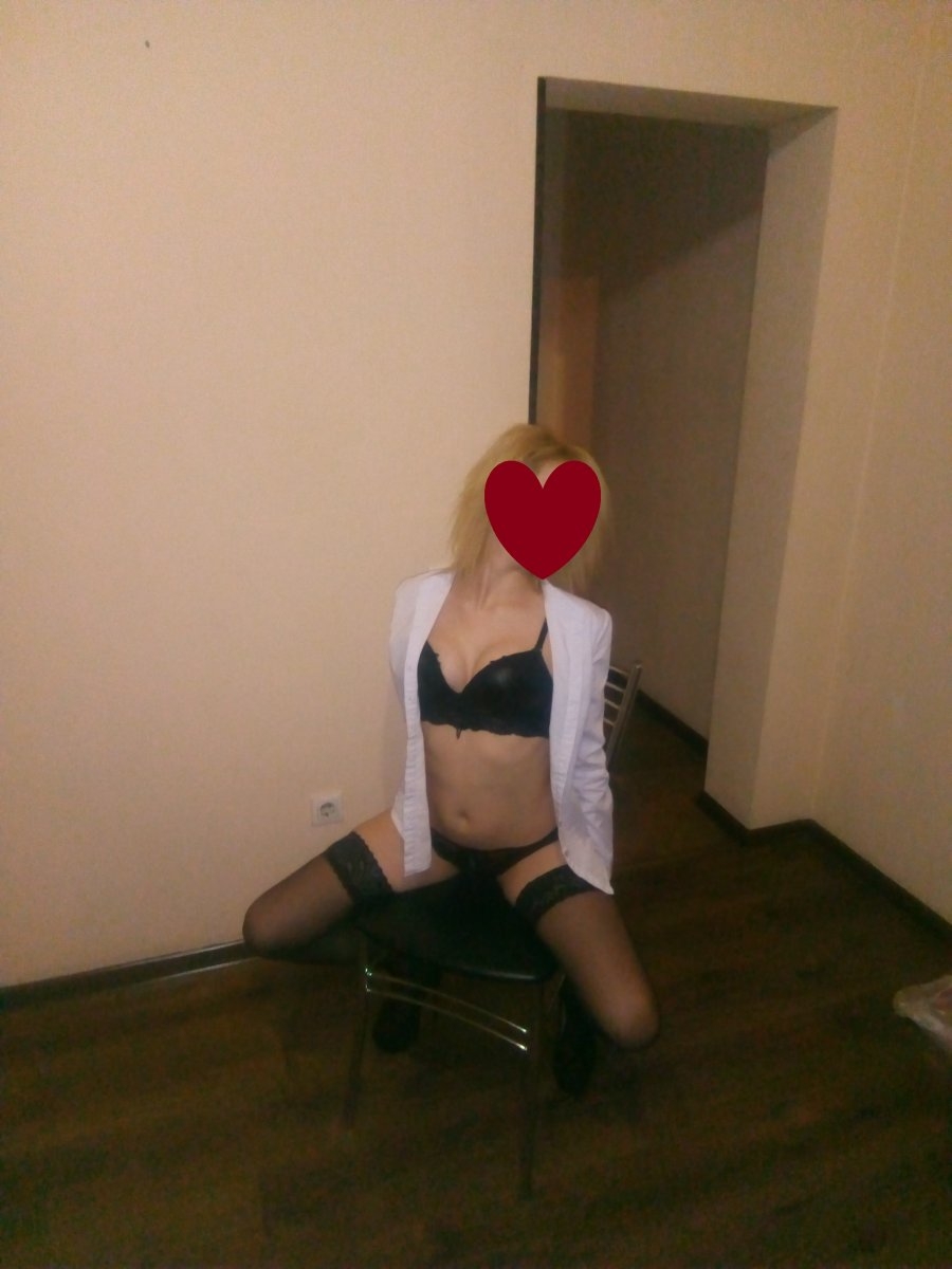 Вика (Салон) у метро Волковская, девочки Санкт-Петербурга - фото 2